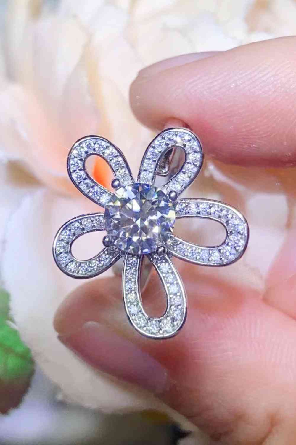 1 Carat Moissanite Flower-Shape Open Ring - Ladyez