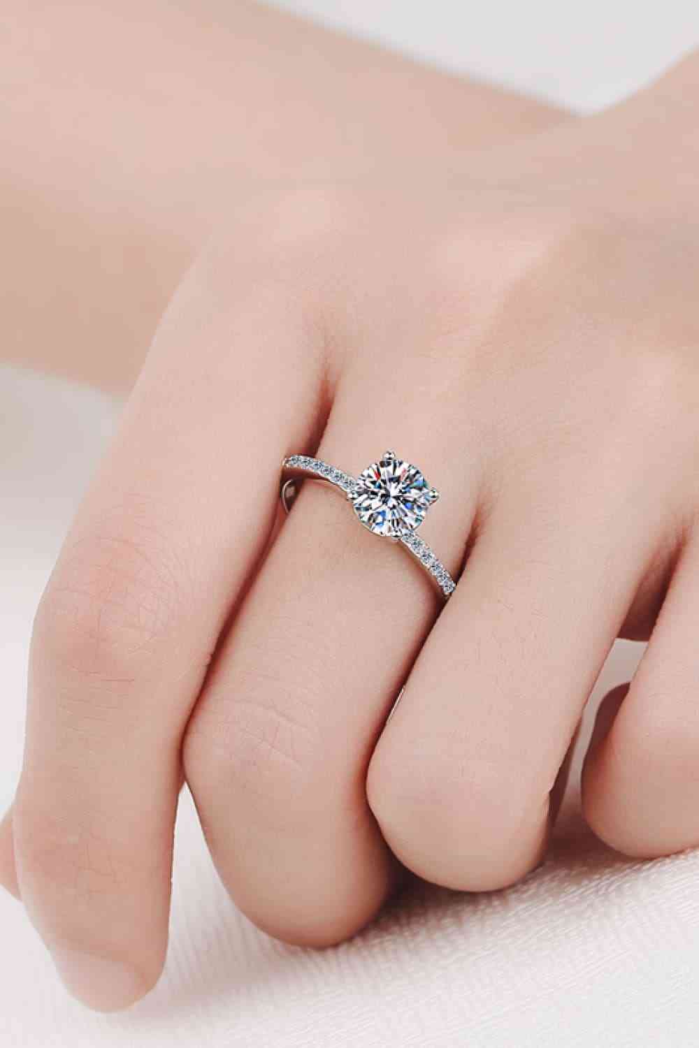 1 Carat Moissanite Rhodium-Plated Side Stone Ring - Ladyez