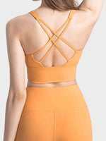 Scoop Neck Crisscross Straps Sports Bra - Ladyez