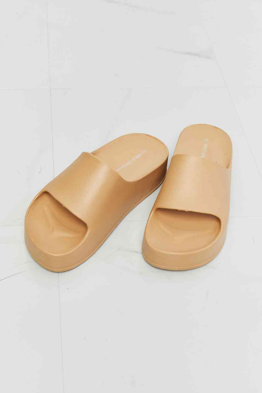 WILD DIVA Summer Feels Platform Slide - Ladyez