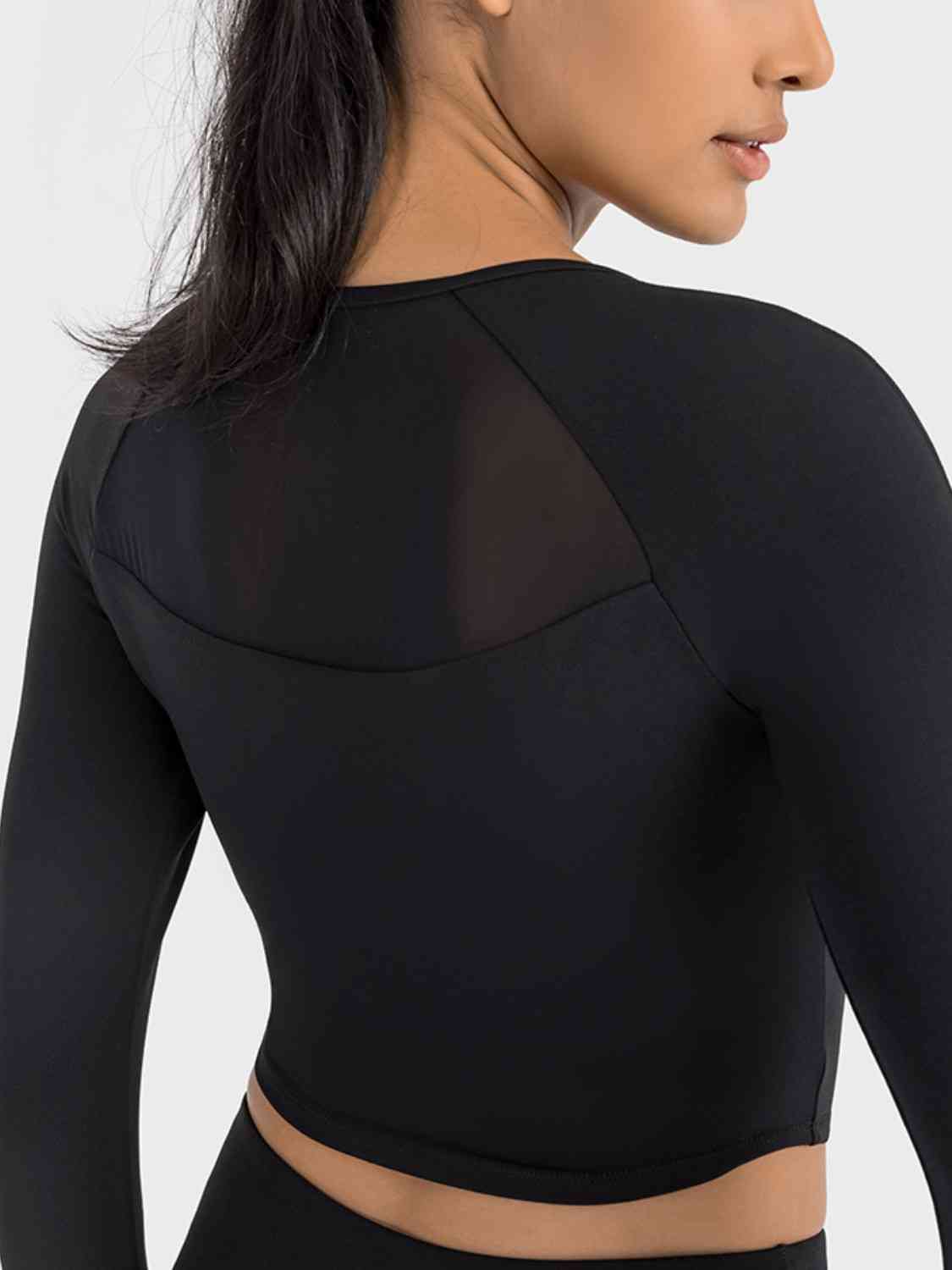 Square Neck Long Sleeve Cropped Sports Top - Ladyez
