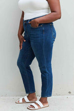 Judy Blue Aila Regular Full Size Mid Rise Cropped Relax Fit Jeans - Ladyez