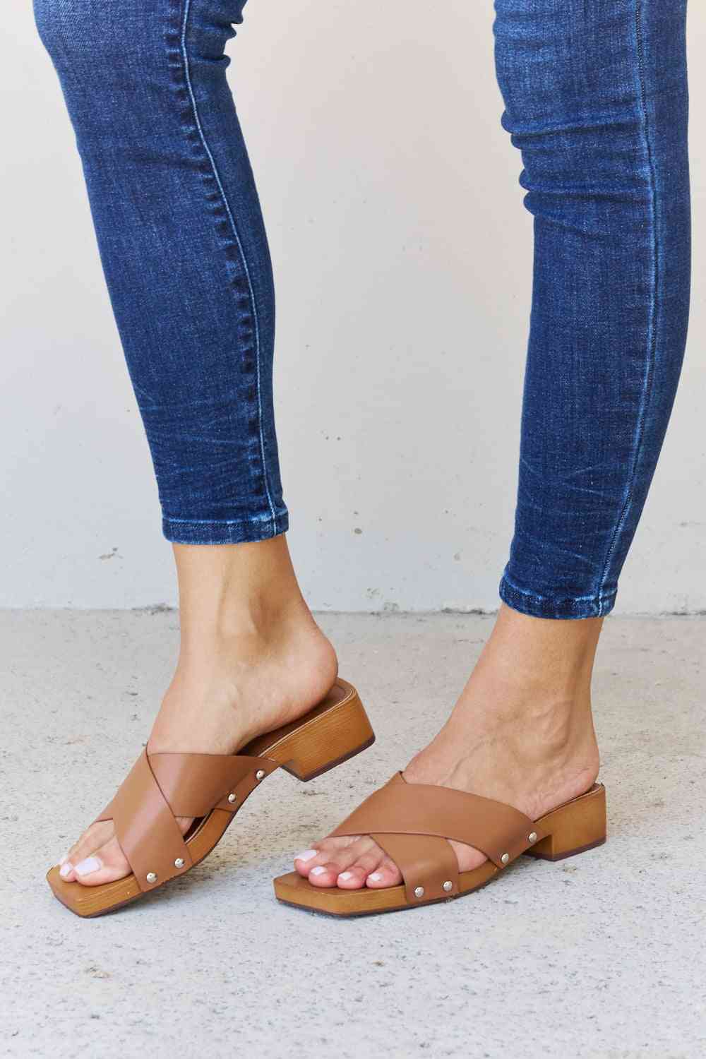 Weeboo Step Into Summer Criss Cross Wooden Clog Mule in Brown - Ladyez
