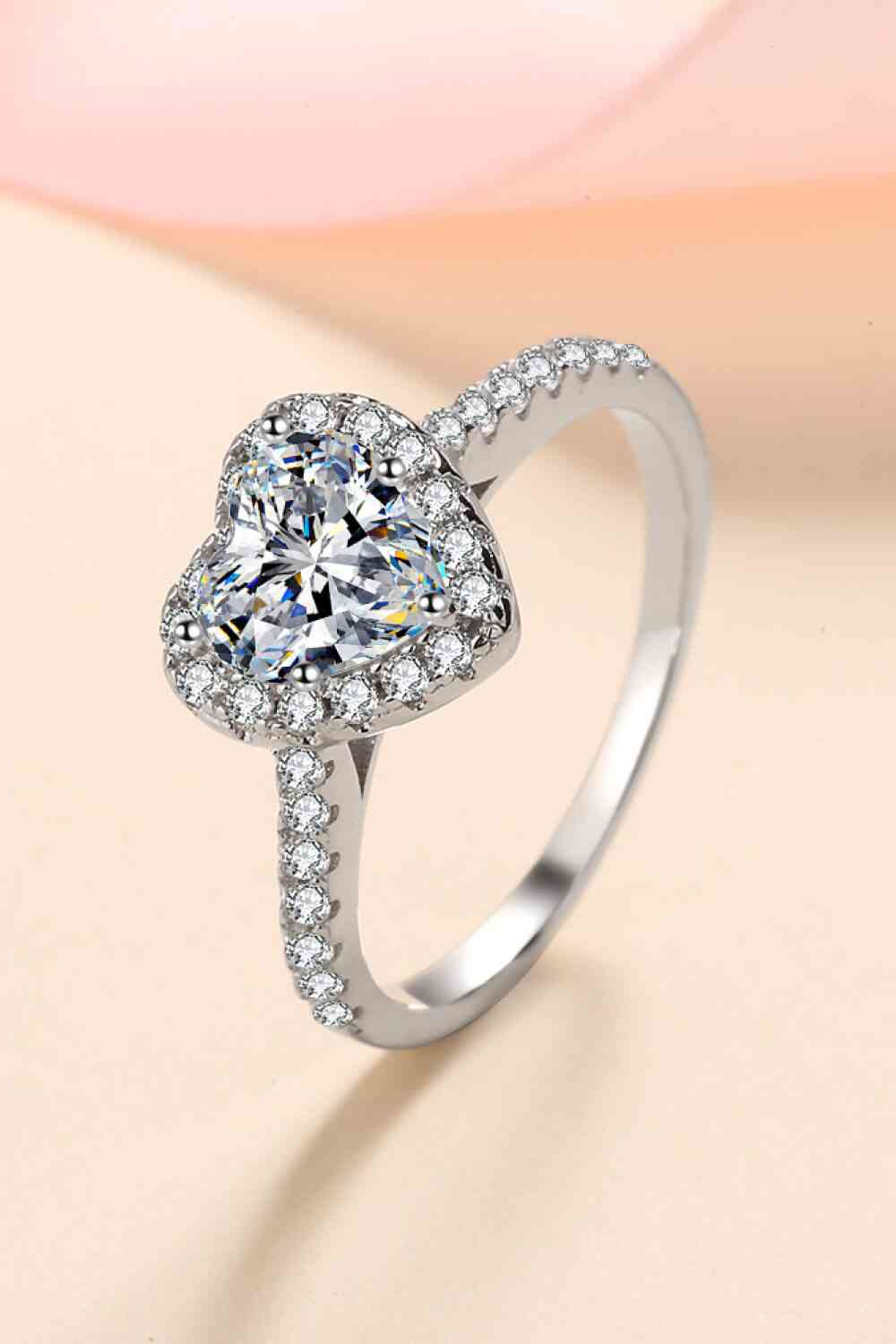 1 Carat Moissanite Heart-Shaped Ring - Ladyez