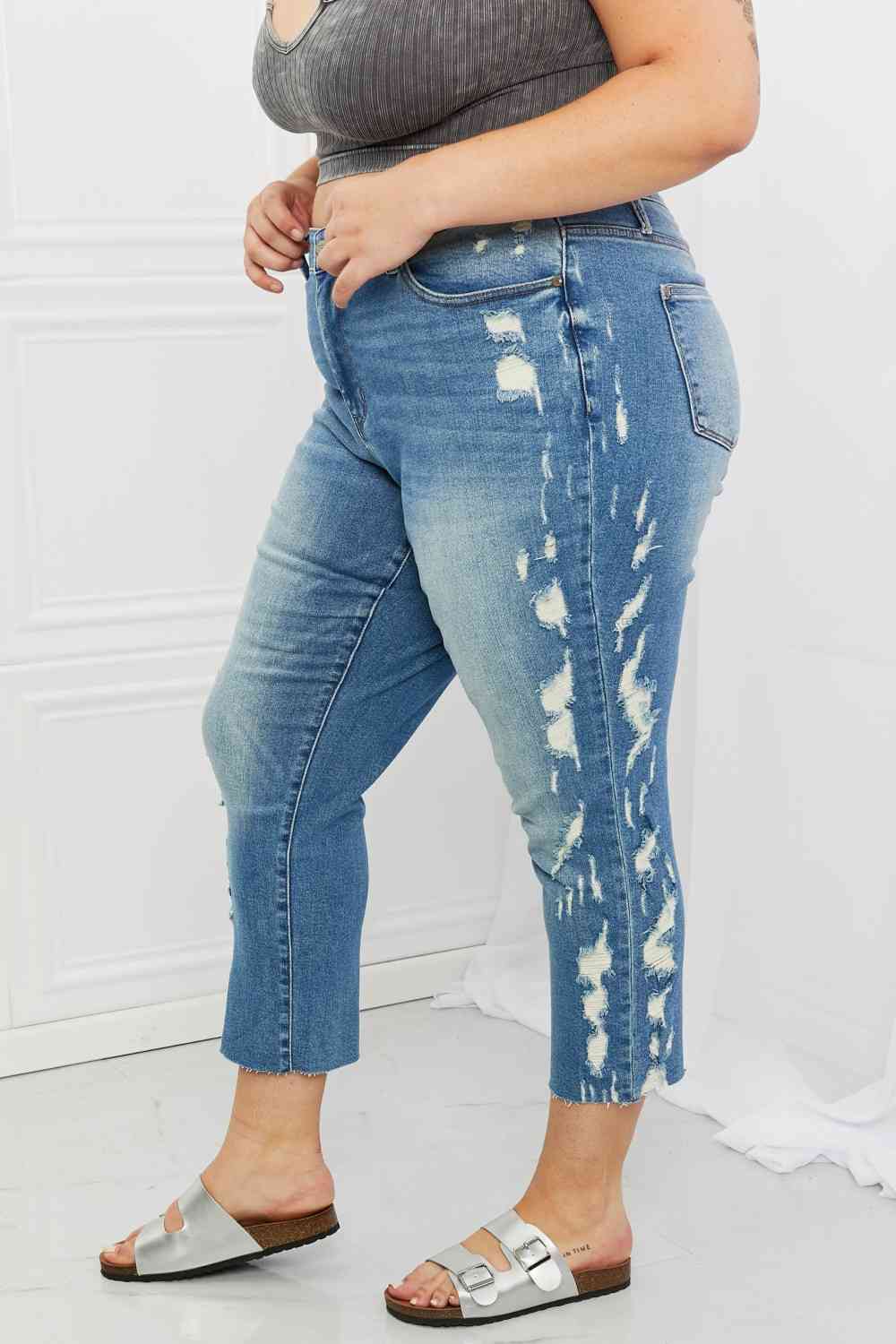 Judy Blue Laila Full Size Straight Leg Distressed Jeans - Ladyez