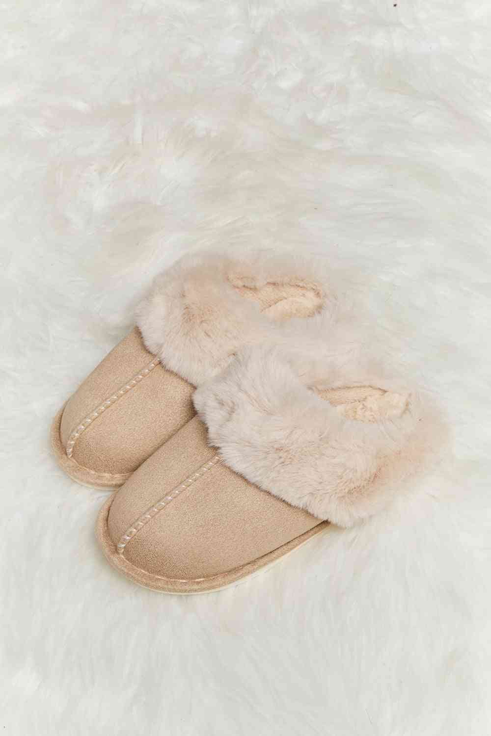 Melody Fluffy Indoor Slippers - Ladyez