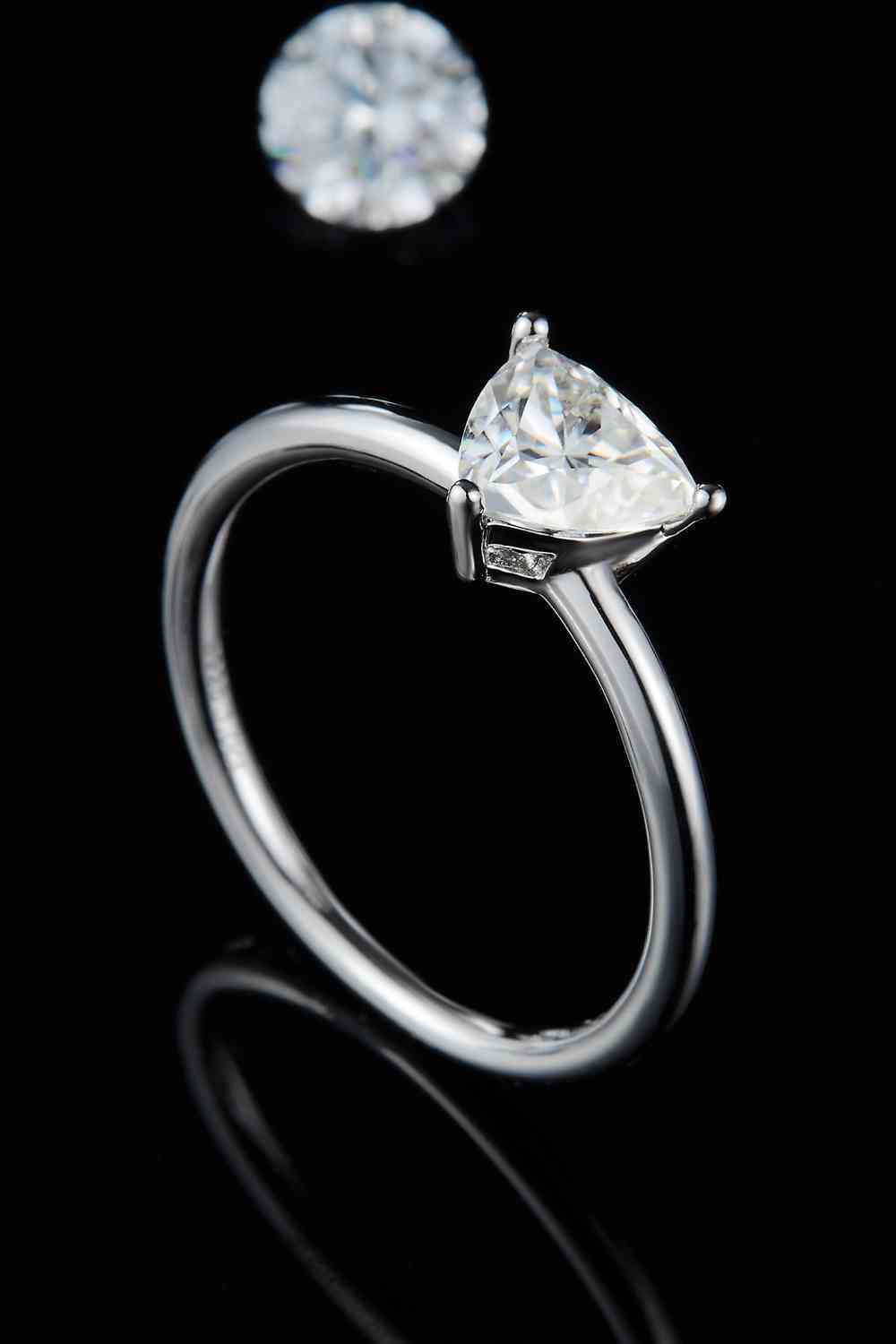 1 Carat Moissanite 925 Sterling Silver Solitaire Ring - Ladyez