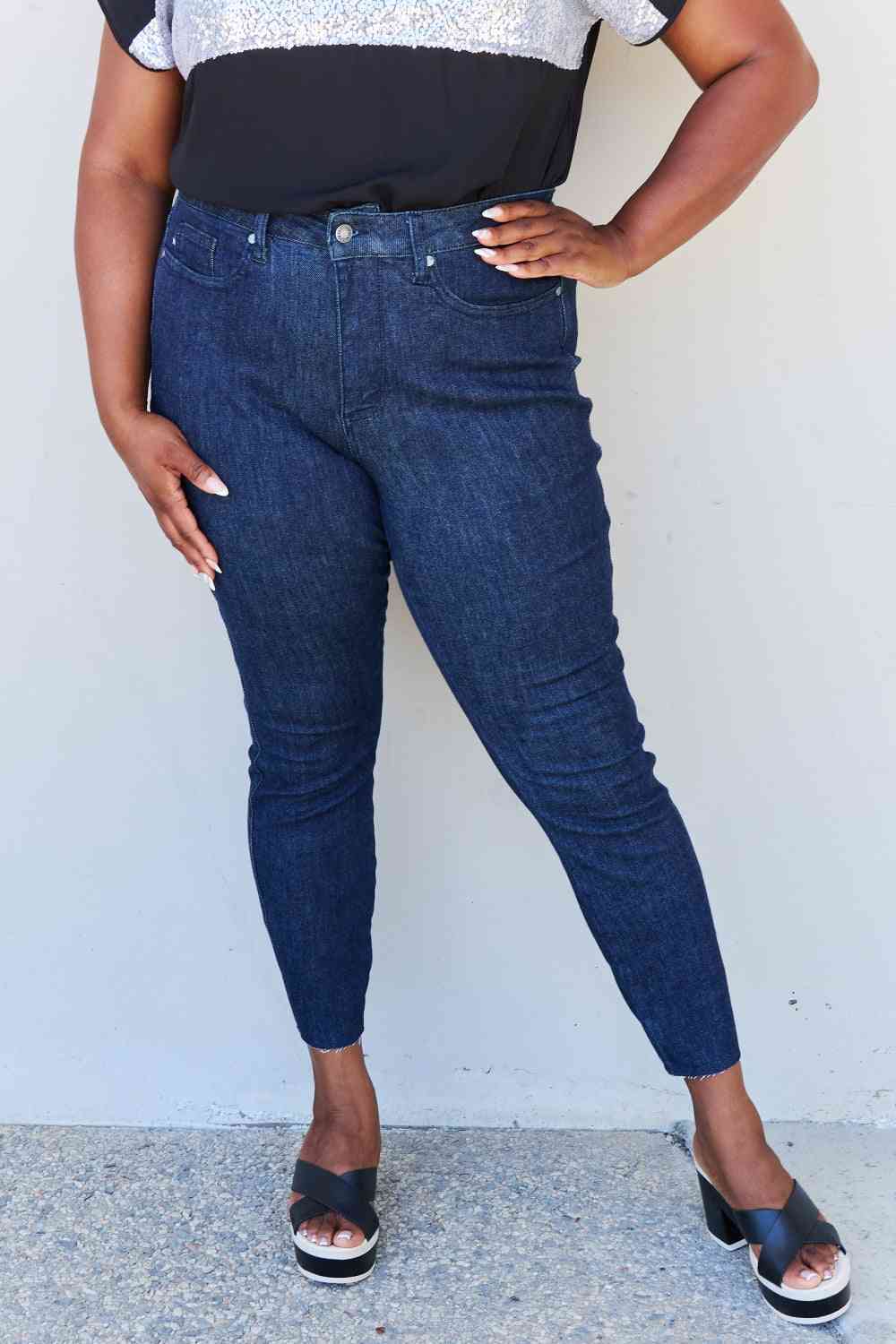 Judy Blue Esme Full Size Tummy Control High Waist Skinny Jeans - Ladyez
