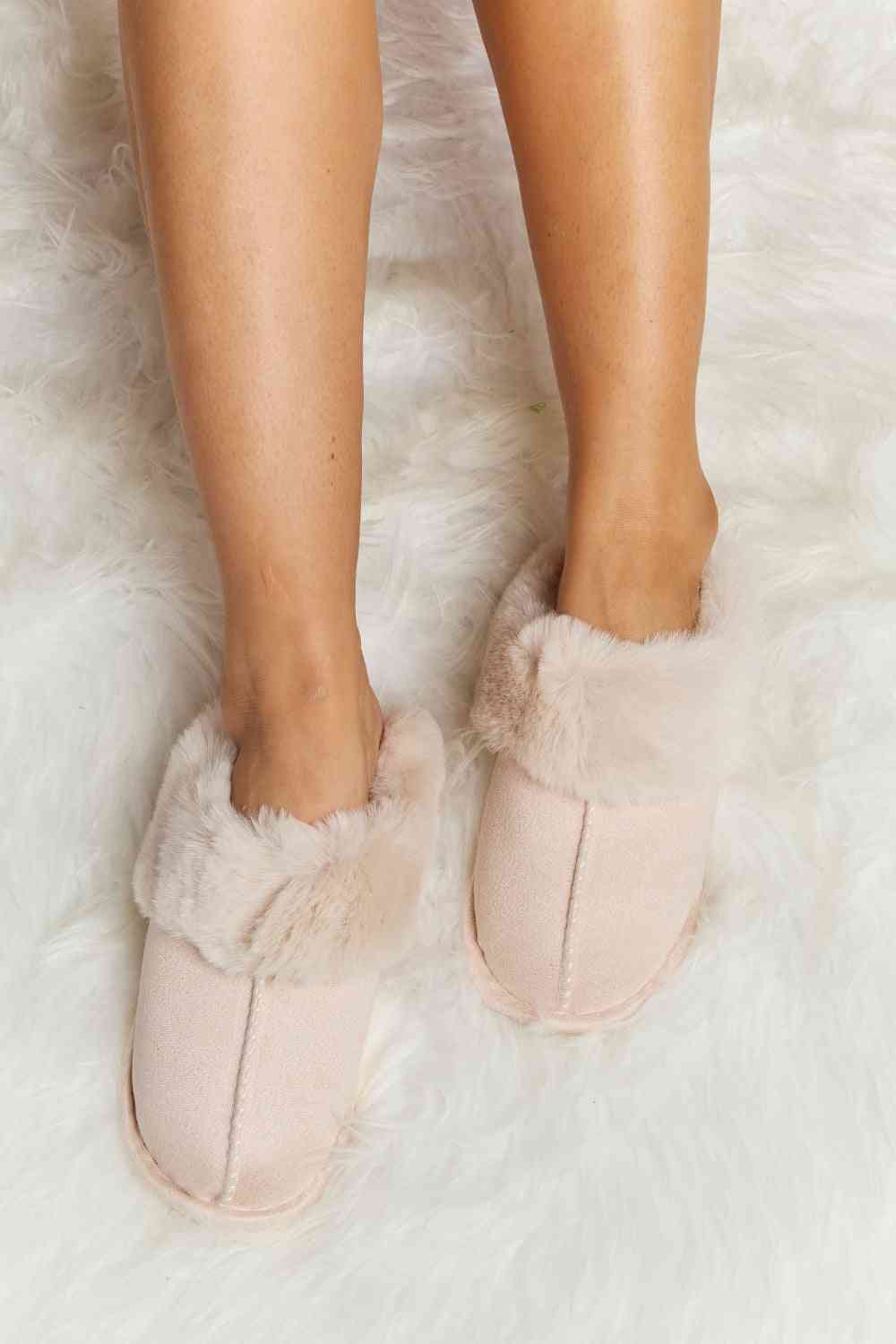 Melody Fluffy Indoor Slippers - Ladyez