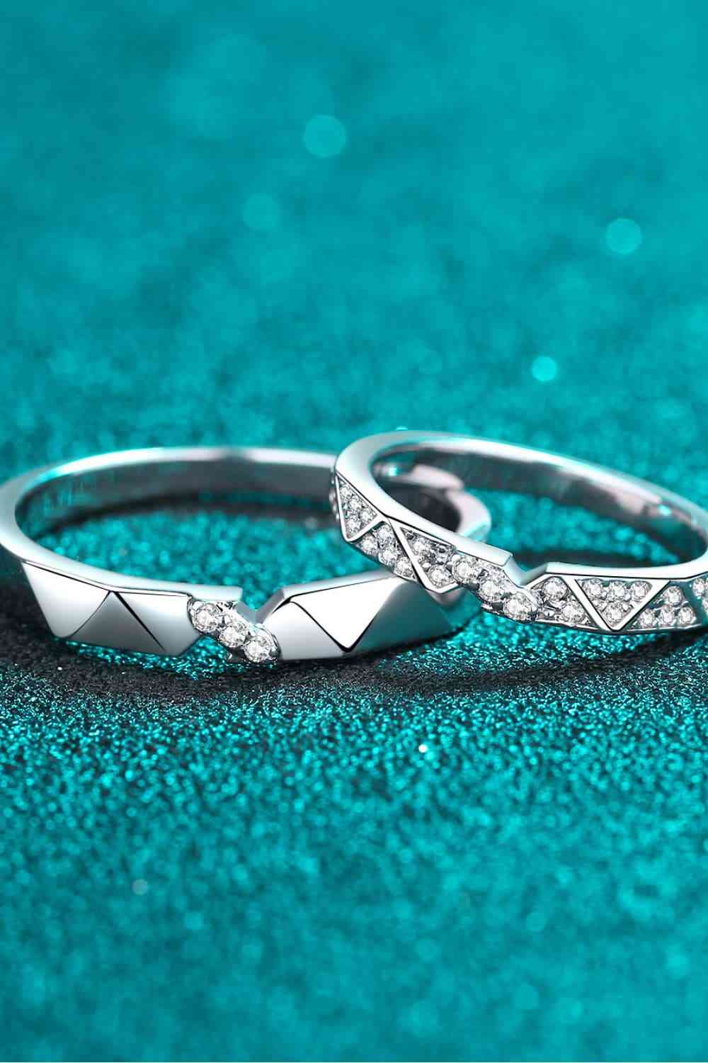Moissanite Minimalist Rhodium-Plated Ring - Ladyez