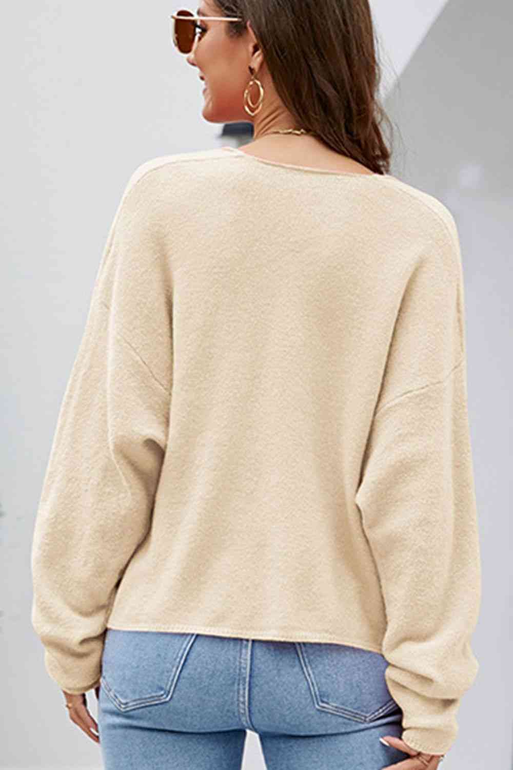 V-Neck Center Seam Sweater - Ladyez