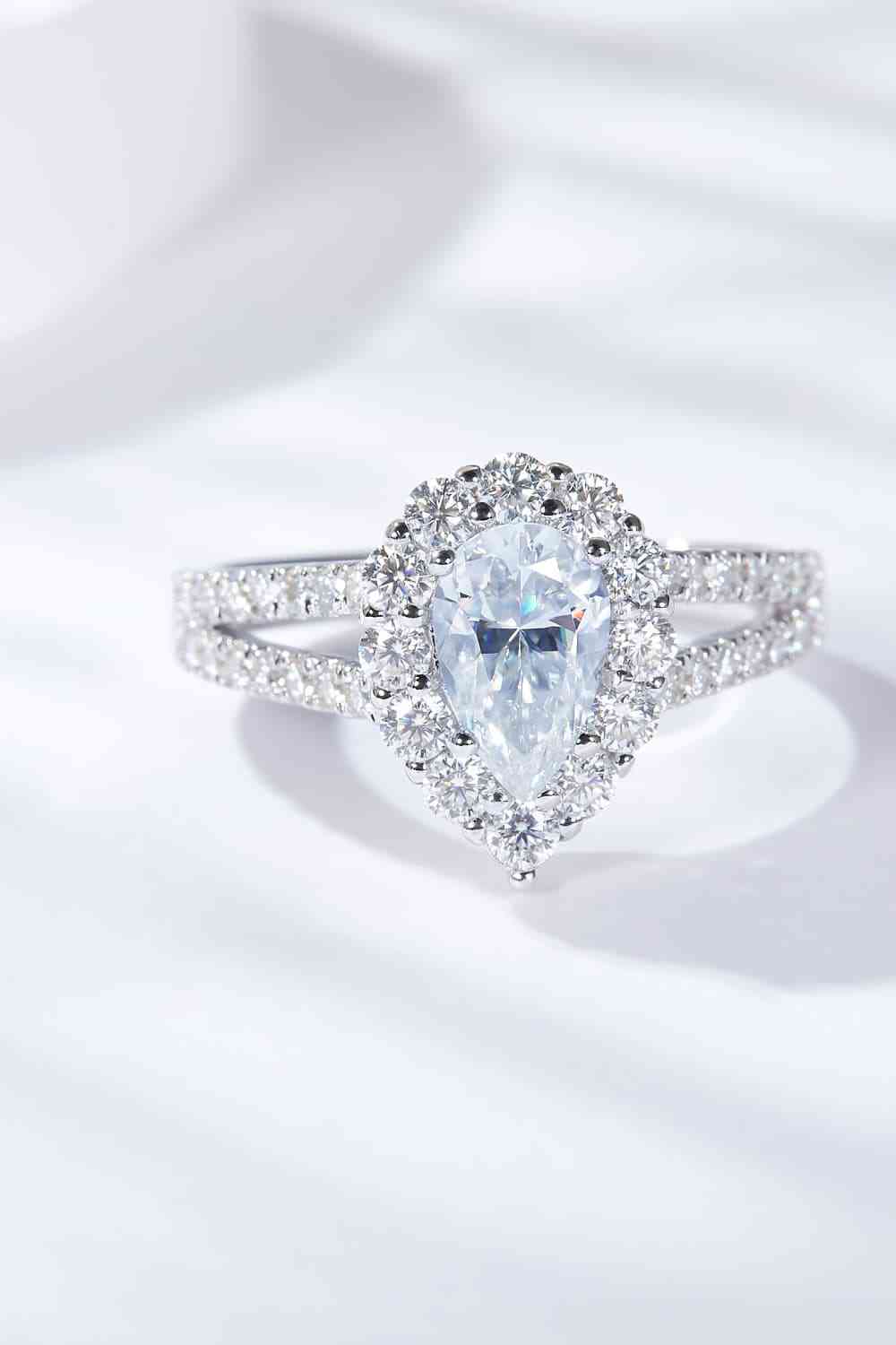 1 Carat Moissanite Teardrop Split Shank Ring - Ladyez