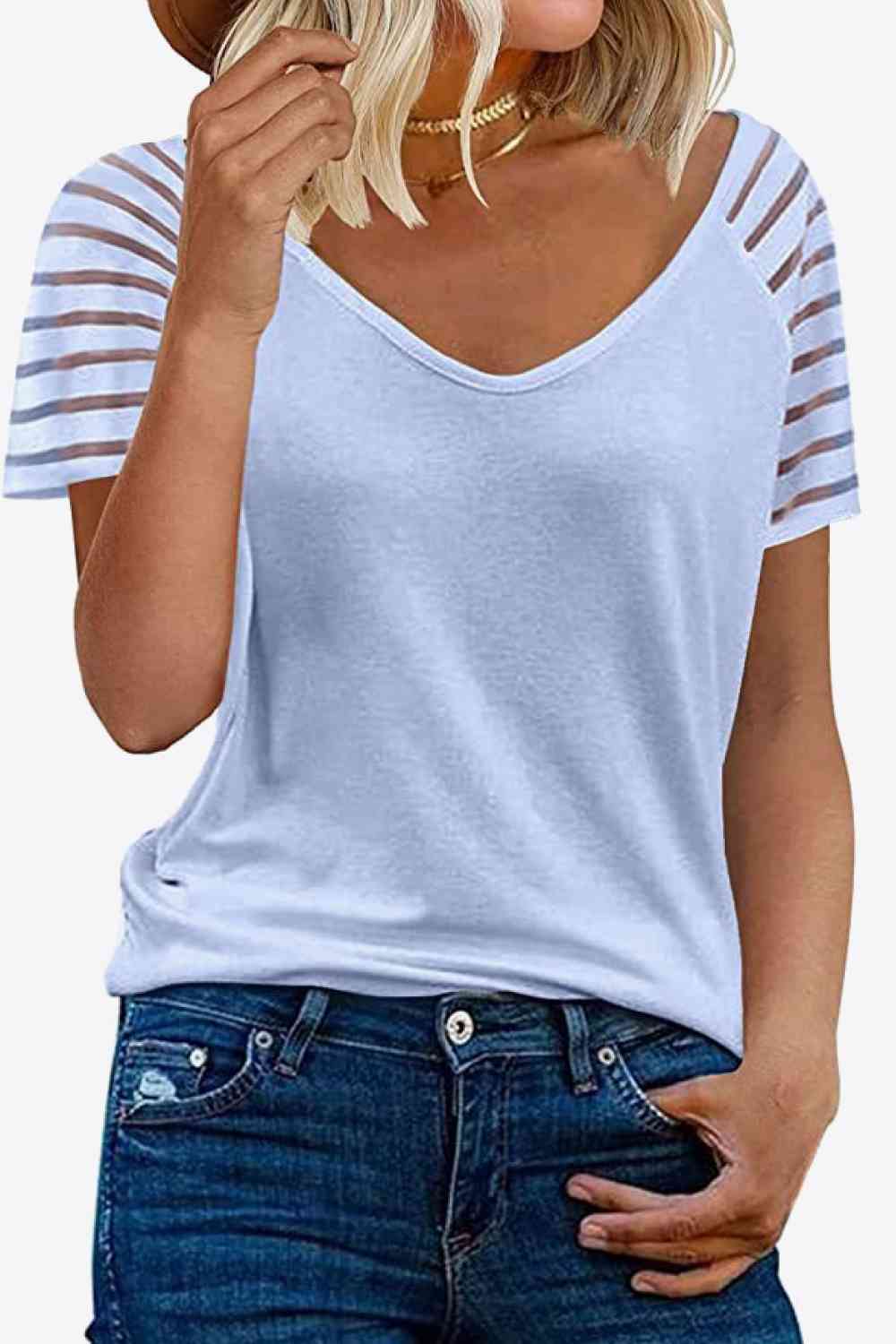 V-Neck Raglan Sleeve Tee - Ladyez