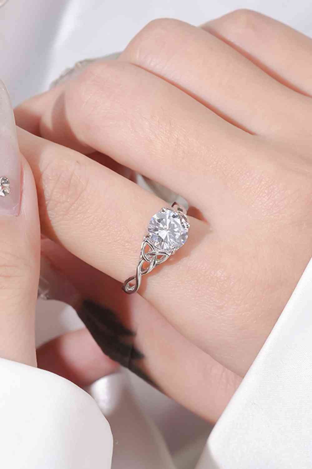 2 Carat Moissanite 925 Sterling Silver Ring - Ladyez