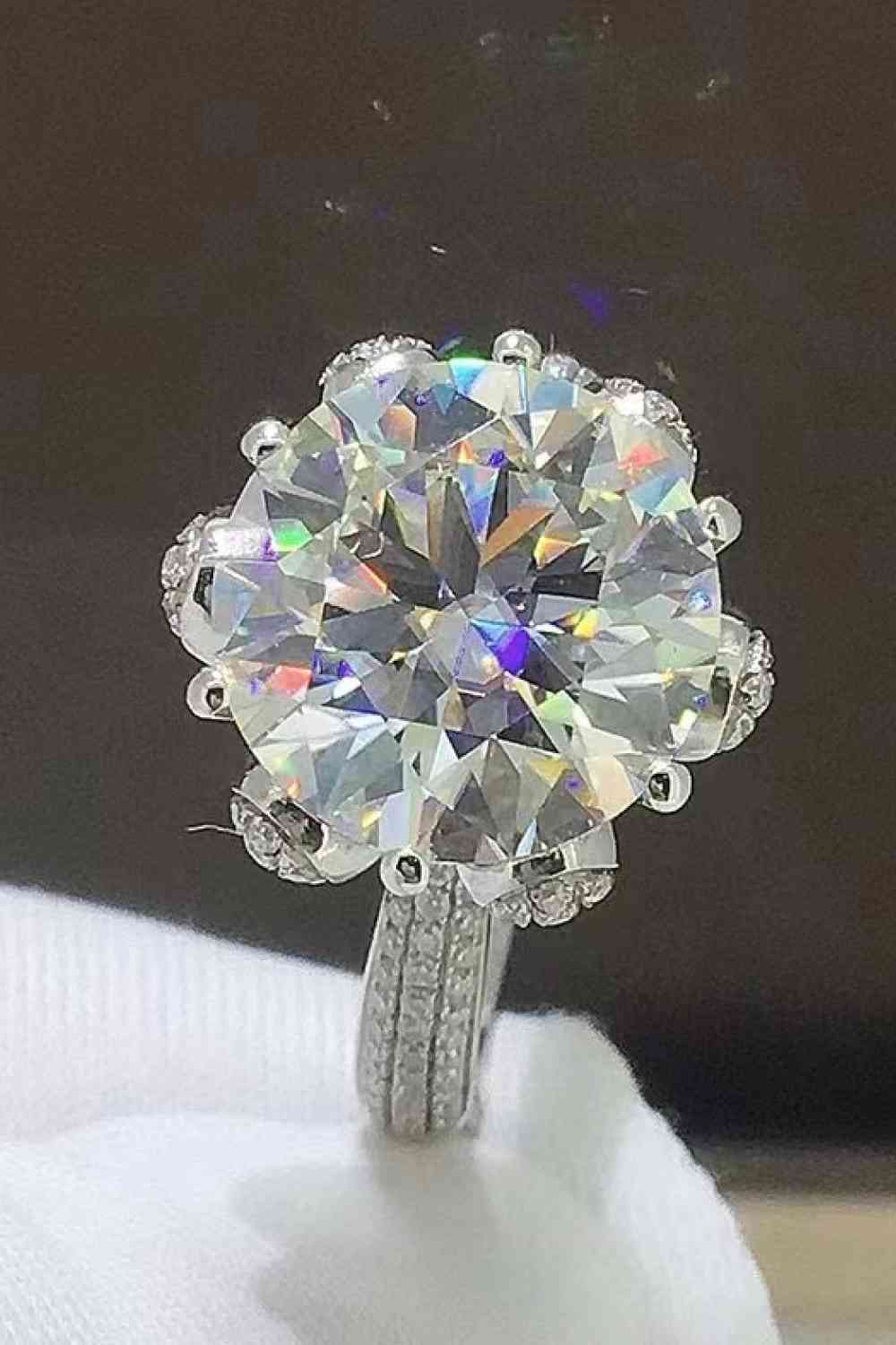 5 Carat Moissanite Side Stone Ring - Ladyez