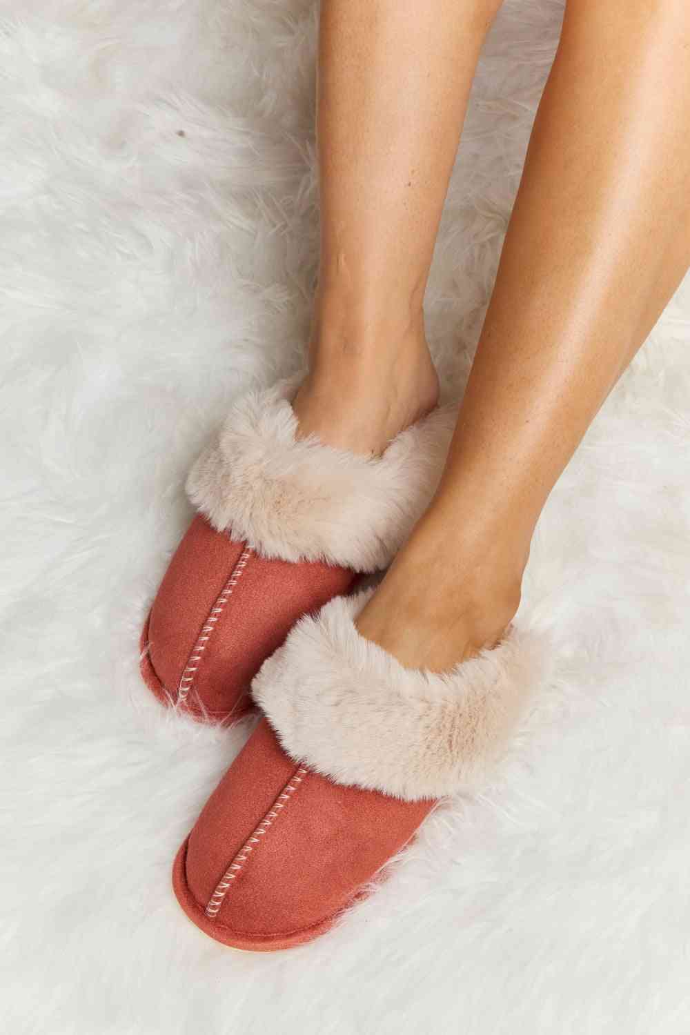 Melody Fluffy Indoor Slippers - Ladyez