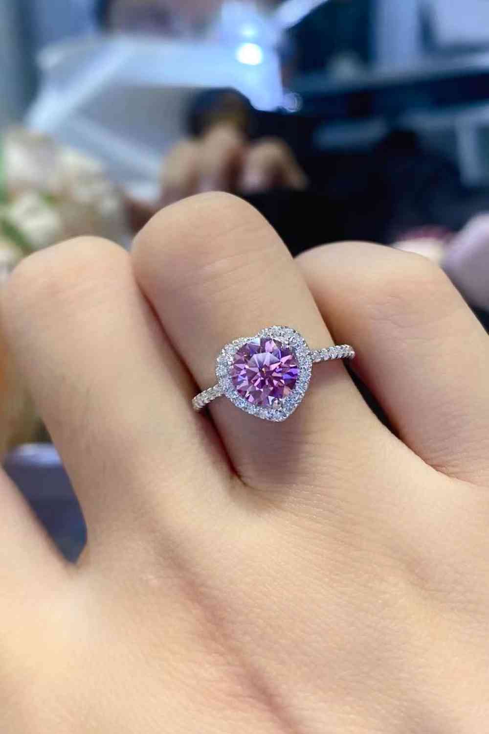 Lifelong Journey 1 Carat Moissanite Heart Ring - Ladyez