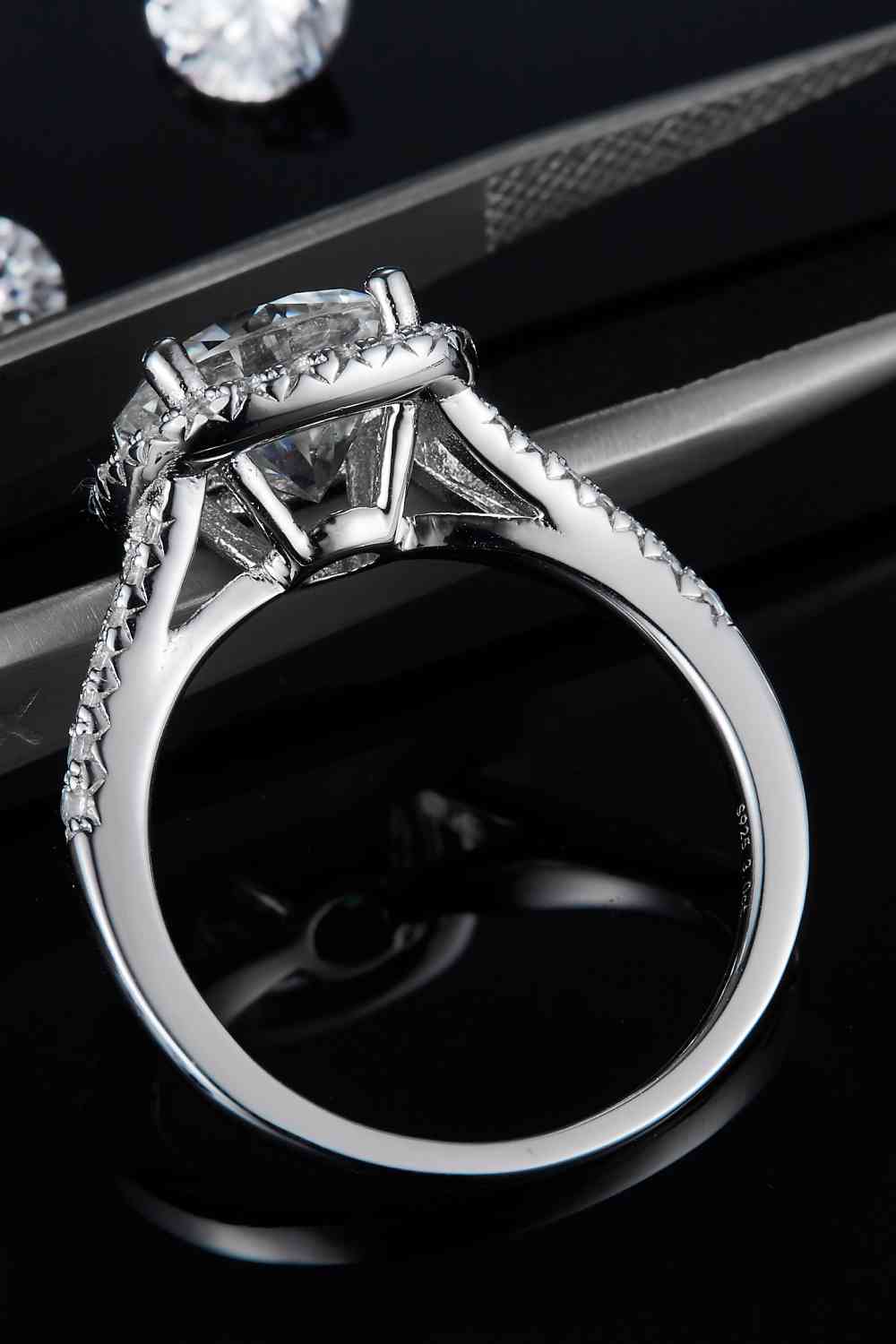 3 Carat Moissanite Halo Ring - Ladyez