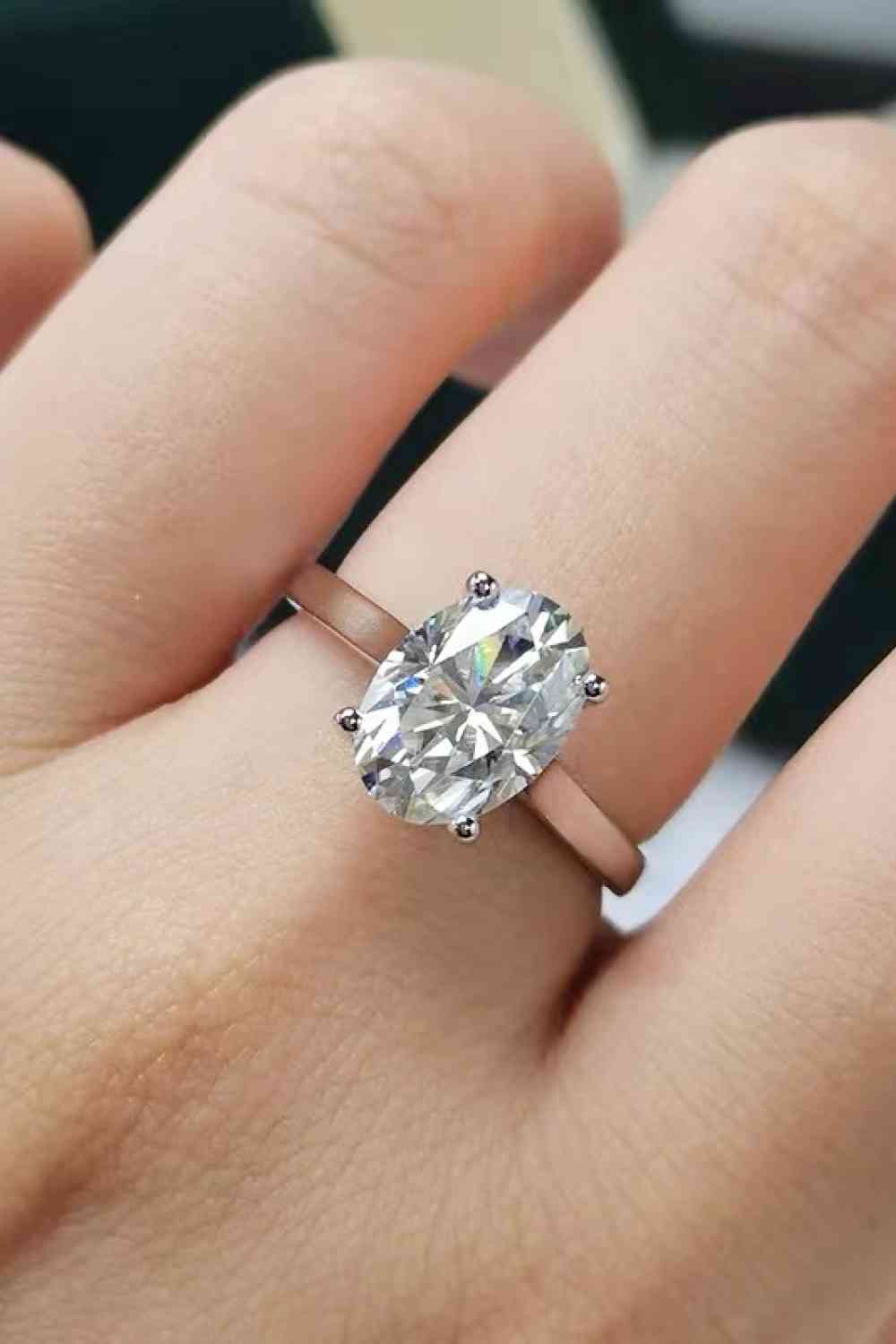 2.5 Carat Moissanite Solitaire Ring - Ladyez