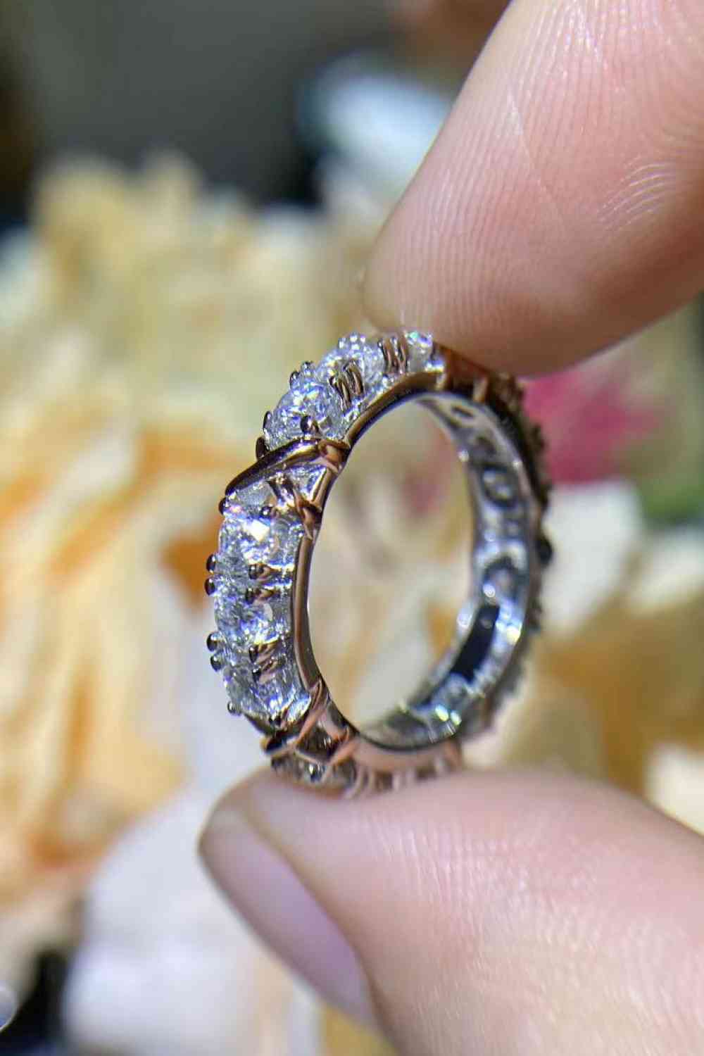 Feel The Joy 1.5 Carat Moissanite Ring - Ladyez