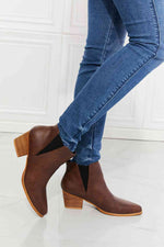 MMShoes Back At It Point Toe Bootie in Chocolate - Ladyez