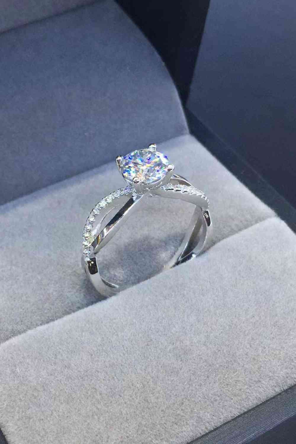 2 Carat Moissanite Crisscross 925 Sterling Silver Ring - Ladyez
