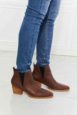 MMShoes Back At It Point Toe Bootie in Chocolate - Ladyez