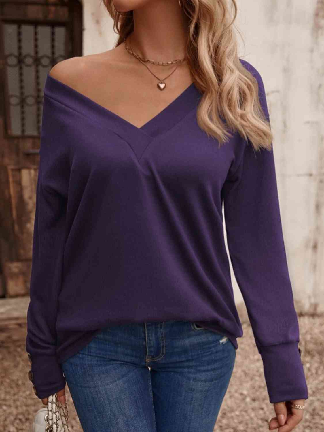 V-Neck Long Sleeve Top - Ladyez