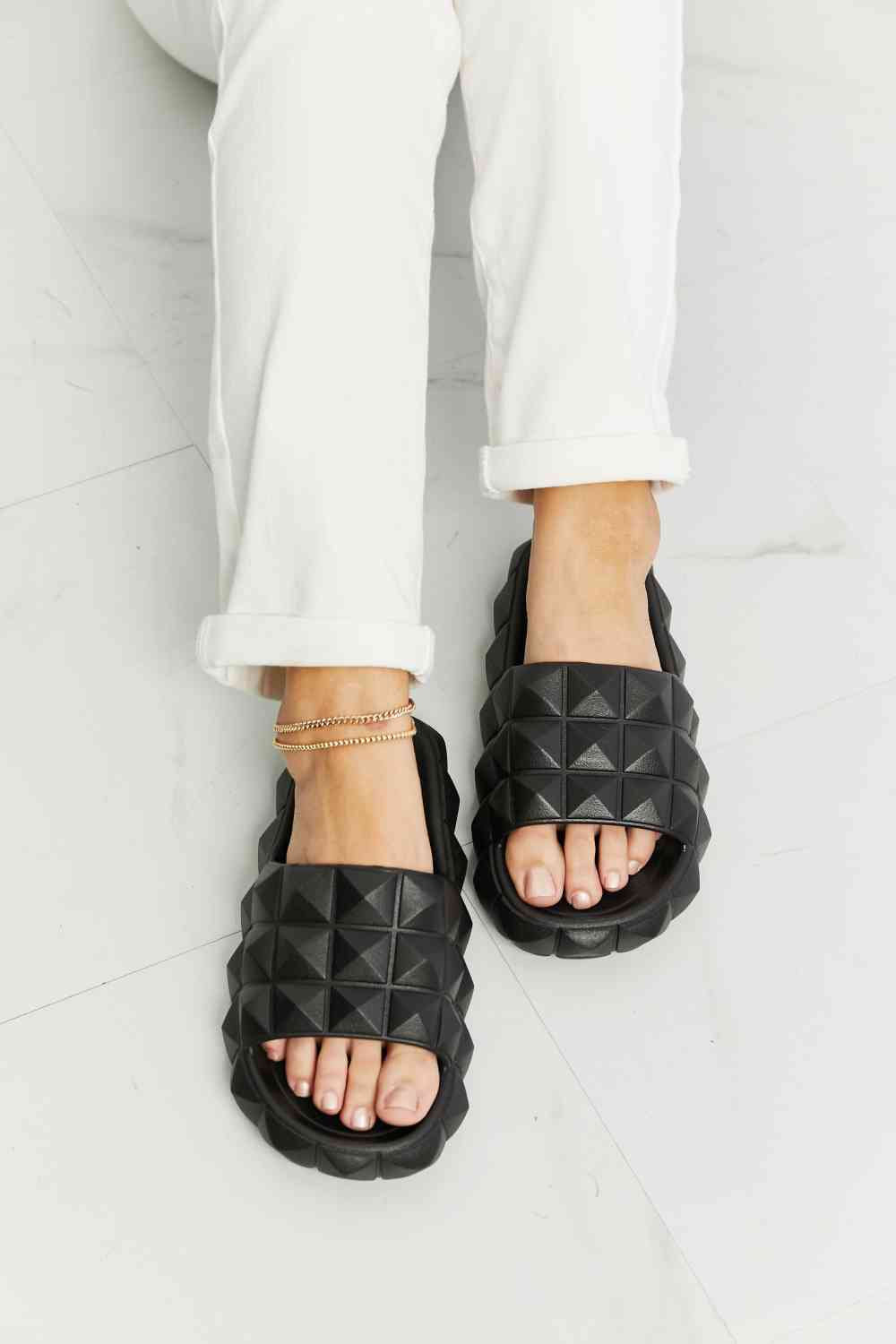 Legend Let's Chill 3D Stud Slide Sandal - Ladyez