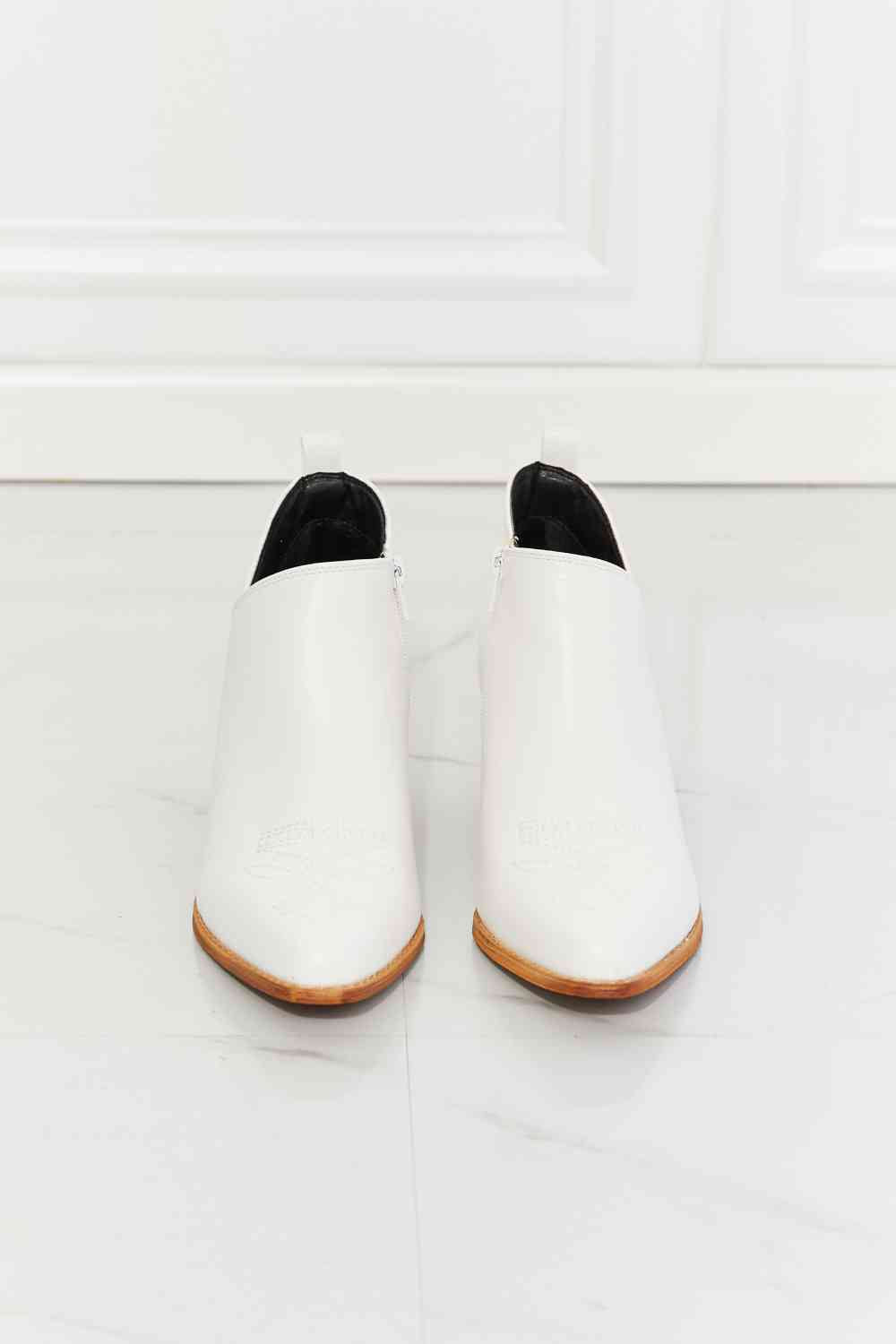 MMShoes Trust Yourself Embroidered Crossover Cowboy Bootie in White - Ladyez