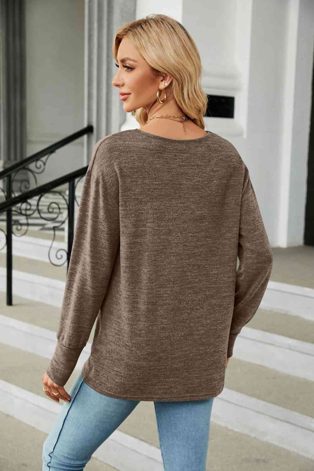 V-Neck Long Sleeve T-Shirt - Ladyez