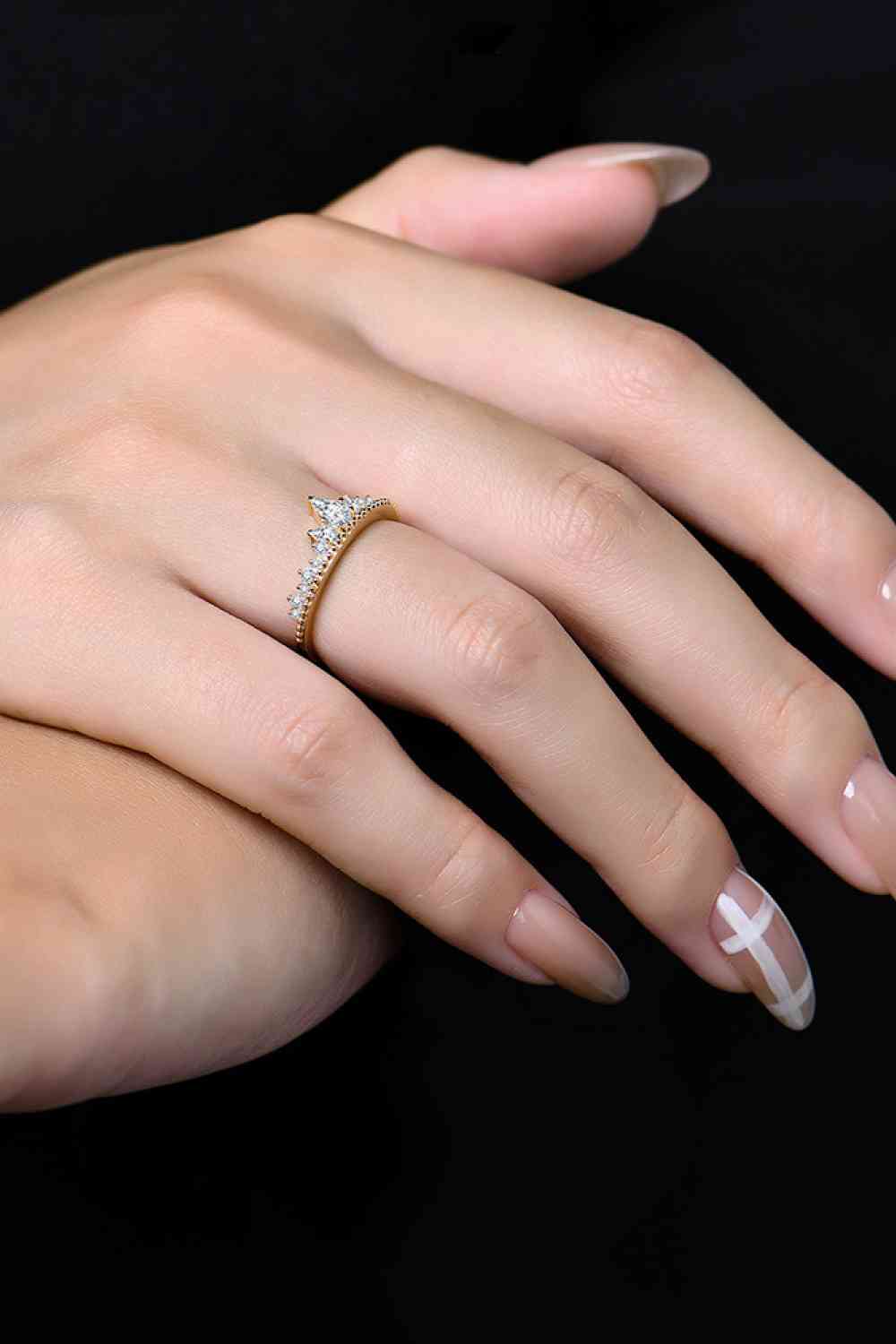 Crown Shape Moissanite Ring - Ladyez