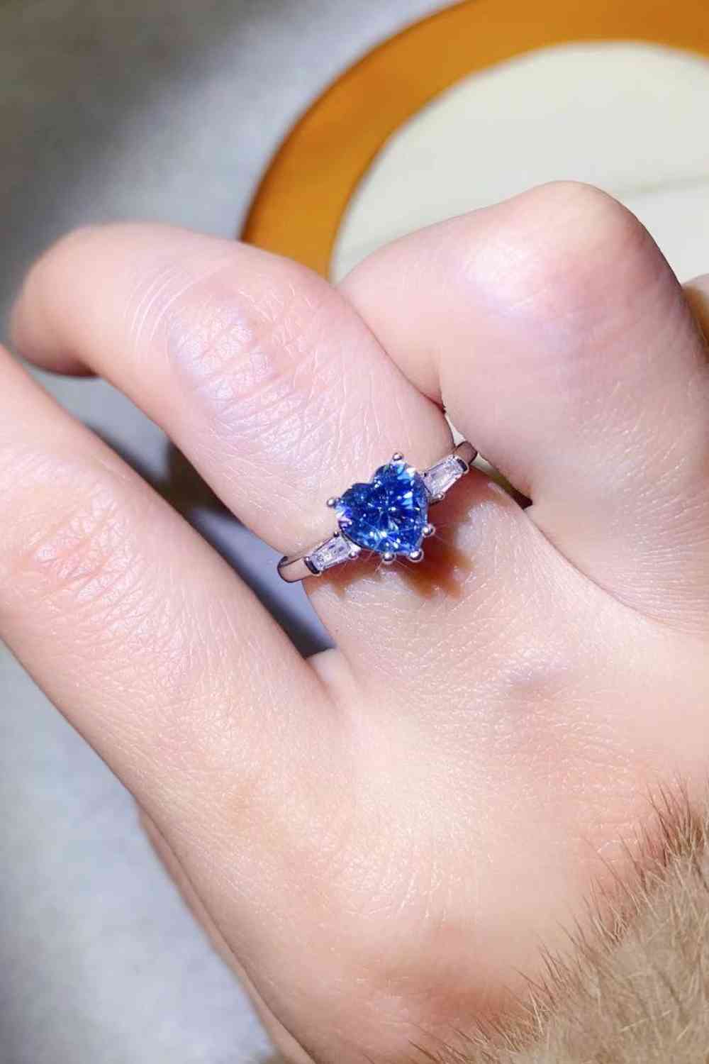 1 Carat Moissanite Heart-Shaped Platinum-Plated Ring in Blue - Ladyez