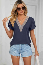 Contrast Trim Petal Sleeve V-Neck Top - Ladyez