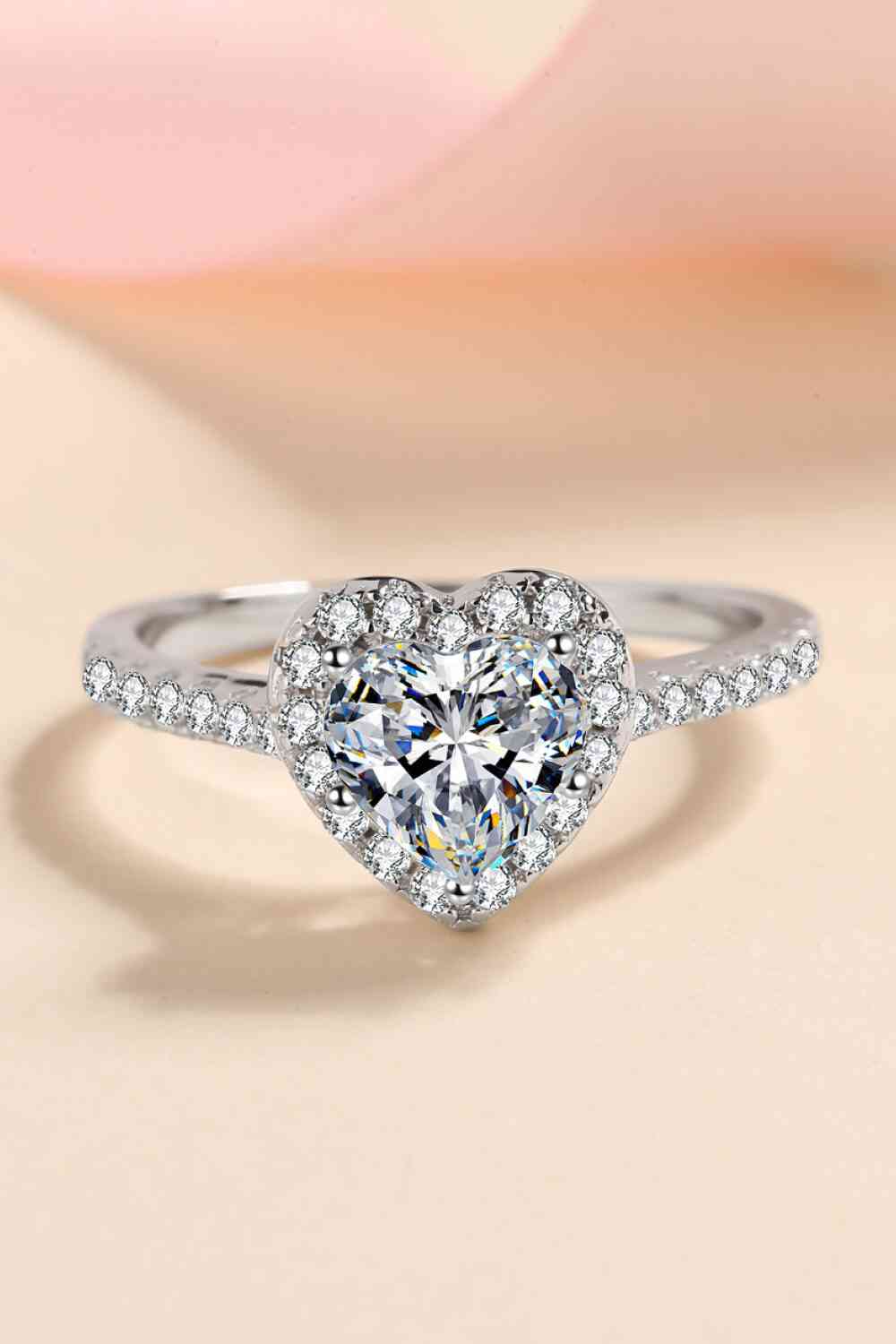 1 Carat Moissanite Heart-Shaped Ring - Ladyez