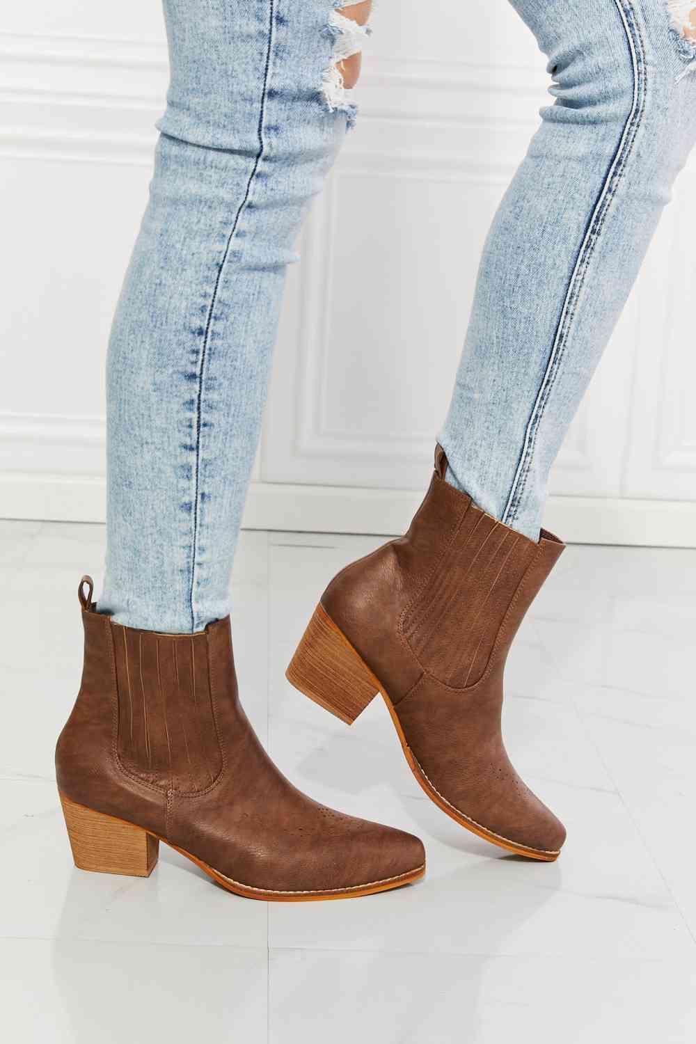 MMShoes Love the Journey Stacked Heel Chelsea Boot in Chestnut - Ladyez
