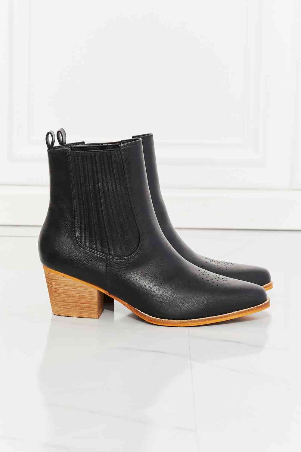 MMShoes Love the Journey Stacked Heel Chelsea Boot in Black - Ladyez