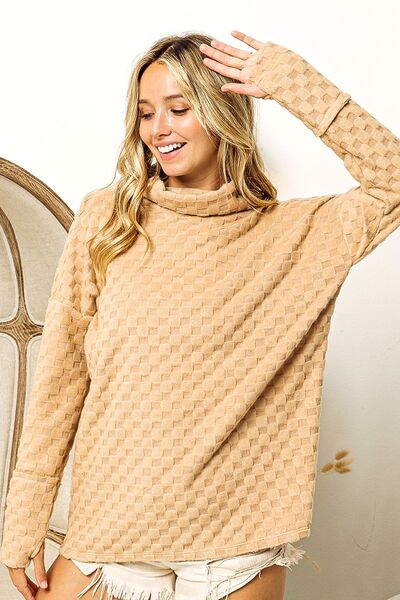 BiBi Checkered Round Neck Thumbhole Long Sleeve Top - Ladyez