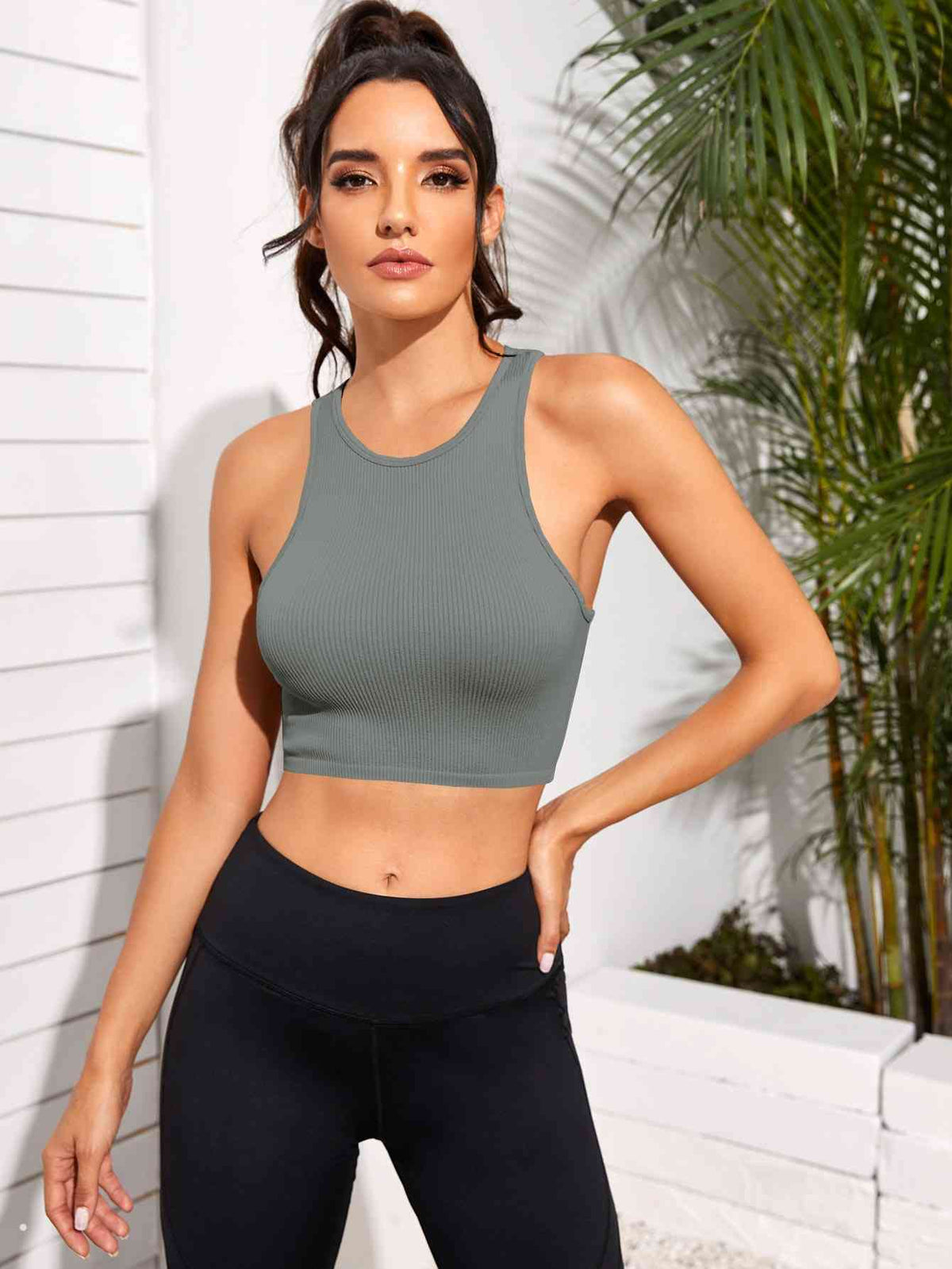 Cropped Round Neck Sports Tank Top - Ladyez