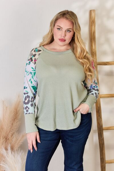 Hailey & Co Full Size Printed Round Neck Blouse - Ladyez
