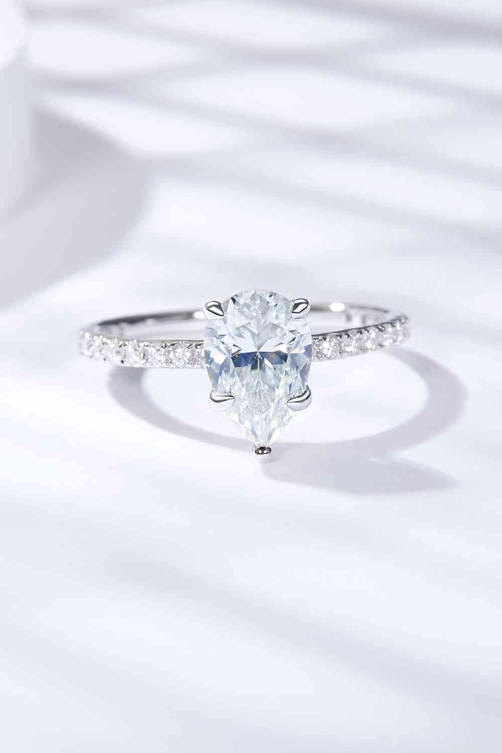 1.8 Carat Moissanite Side Stone Ring - Ladyez
