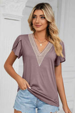 Contrast Trim Petal Sleeve V-Neck Top - Ladyez