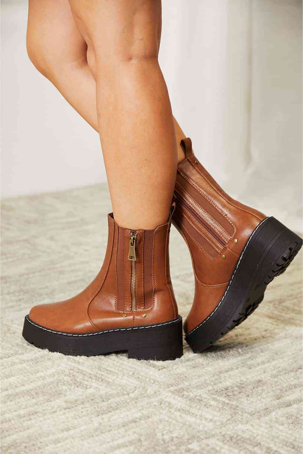 Forever Link Side Zip Platform Boots - Ladyez