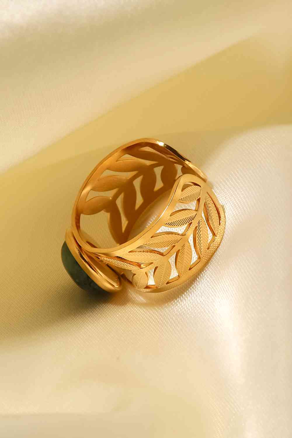 18k Gold Plated Malachite Leaf Ring - Ladyez