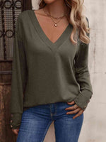 V-Neck Long Sleeve Top - Ladyez