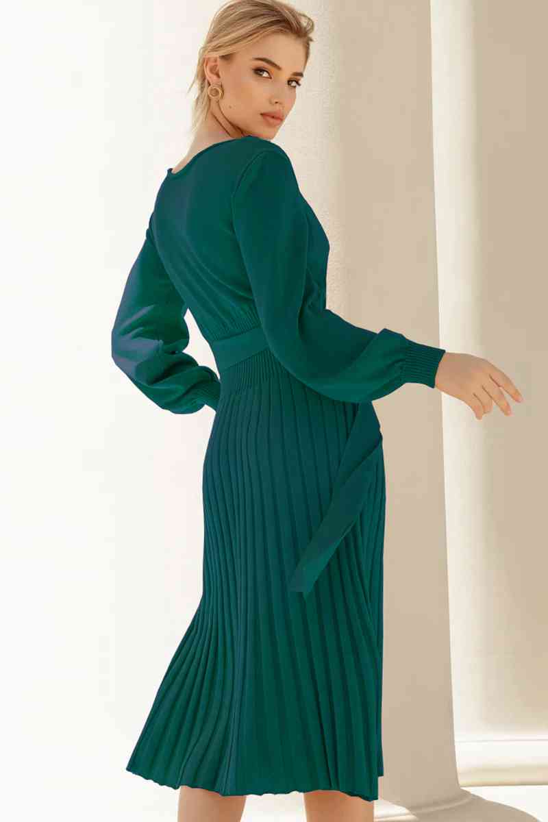 Round Neck Long Sleeve Pleated Sweater Dress - Ladyez