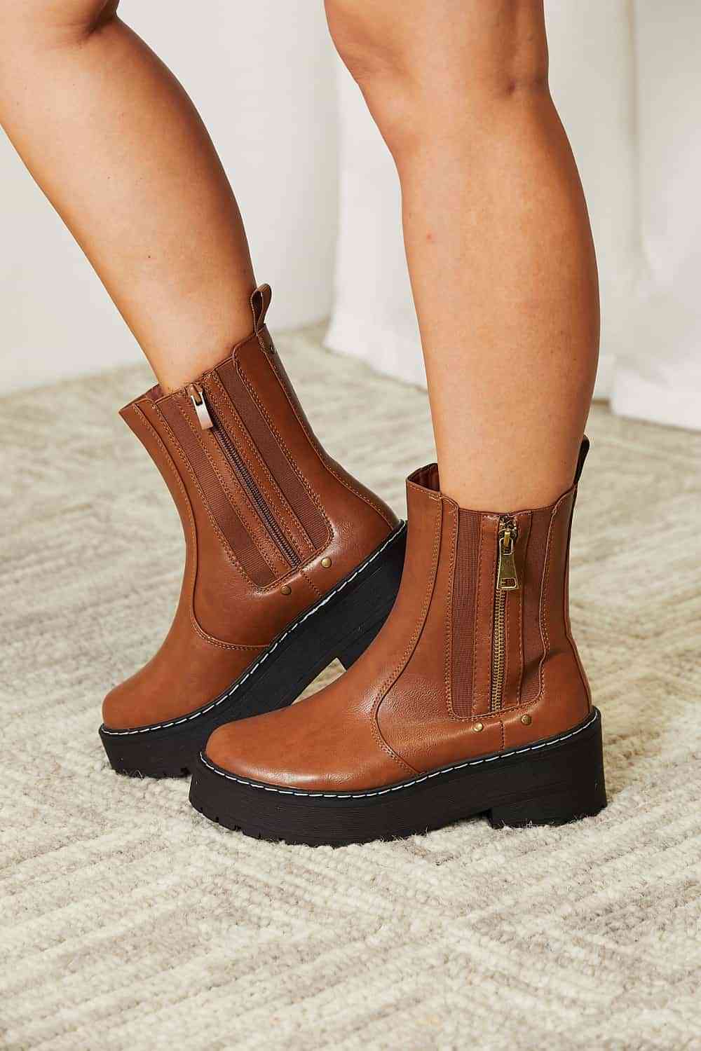 Forever Link Side Zip Platform Boots - Ladyez