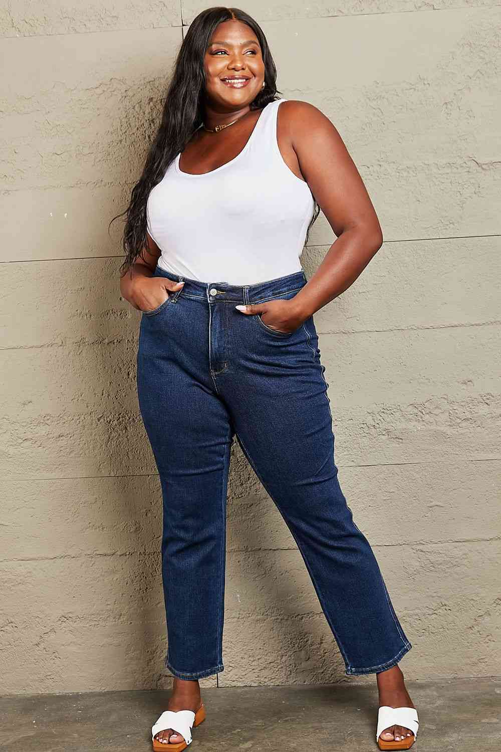 Judy Blue Kailee Full Size Tummy Control High Waisted Straight Jeans - Ladyez
