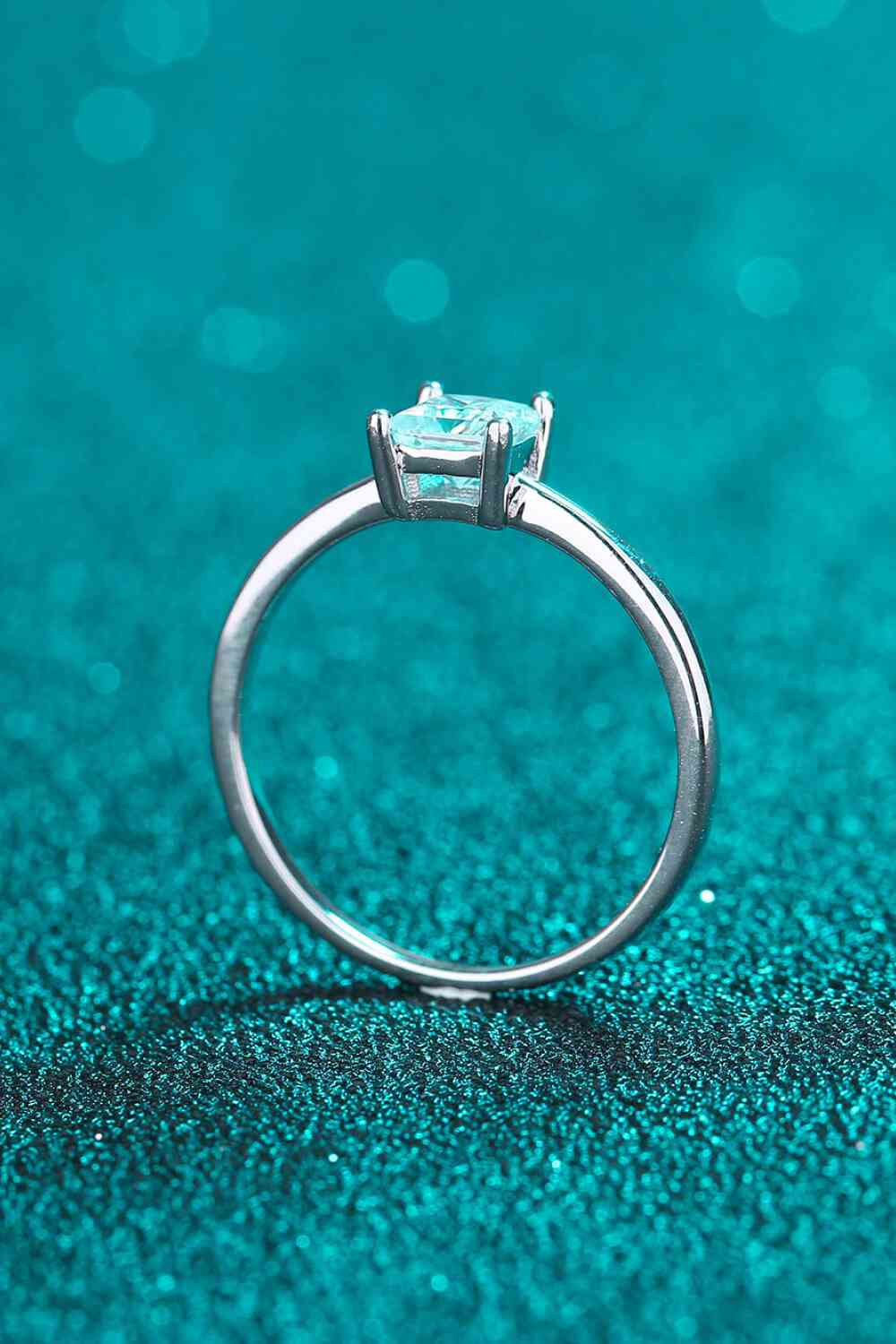 925 Sterling Silver Moissanite Solitaire Ring - Ladyez