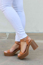 Weeboo Feel It Platform Heel Sandals - Ladyez
